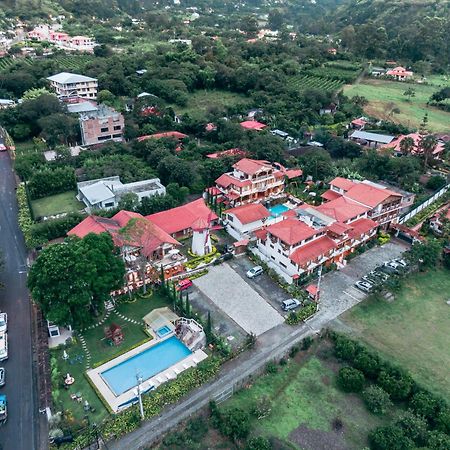 El Descanso Del Toro Hosteria-Spa Vilcabamba Eksteriør billede